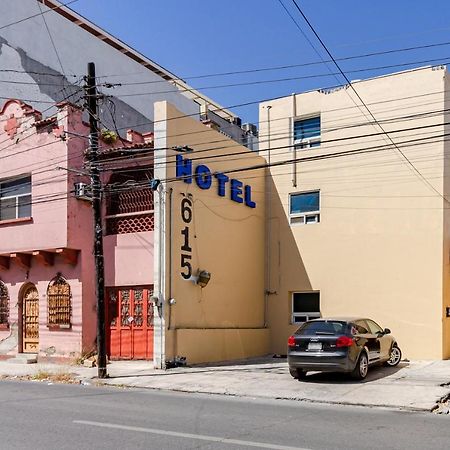 Ayenda Blue Cristal Hotell Monterrey Eksteriør bilde