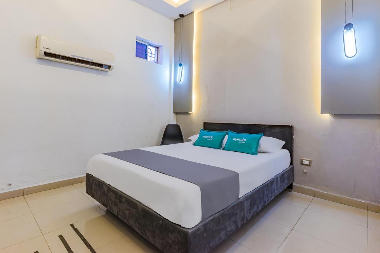 Ayenda Blue Cristal Hotell Monterrey Eksteriør bilde