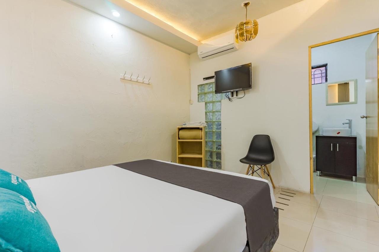 Ayenda Blue Cristal Hotell Monterrey Eksteriør bilde