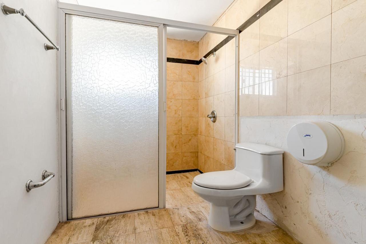 Ayenda Blue Cristal Hotell Monterrey Eksteriør bilde