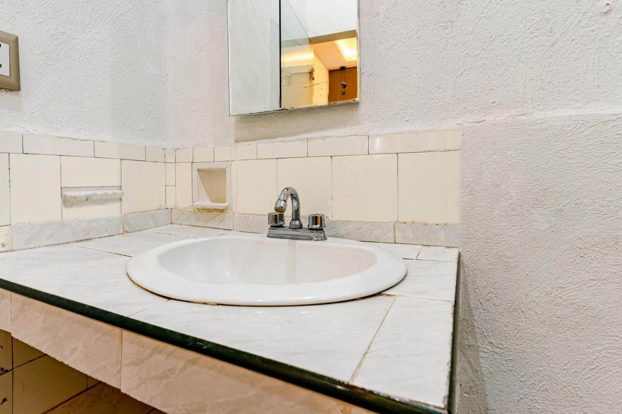 Ayenda Blue Cristal Hotell Monterrey Eksteriør bilde